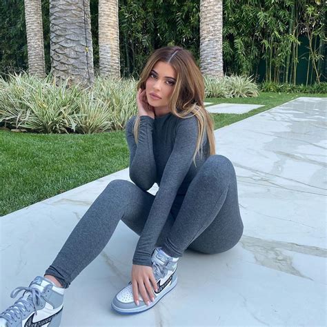 kylie jenner nike schuhe